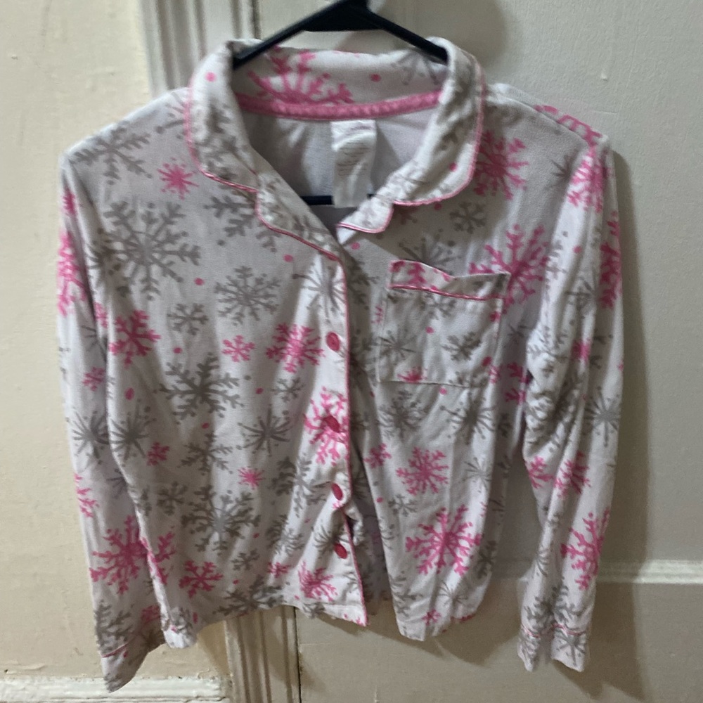 Pink & Grey Snow Flag Pajama Tops